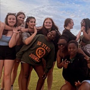 Meet your Posher, Holleigh